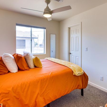 Kingman Vacation Rental With Yard And Fire Pit Екстериор снимка