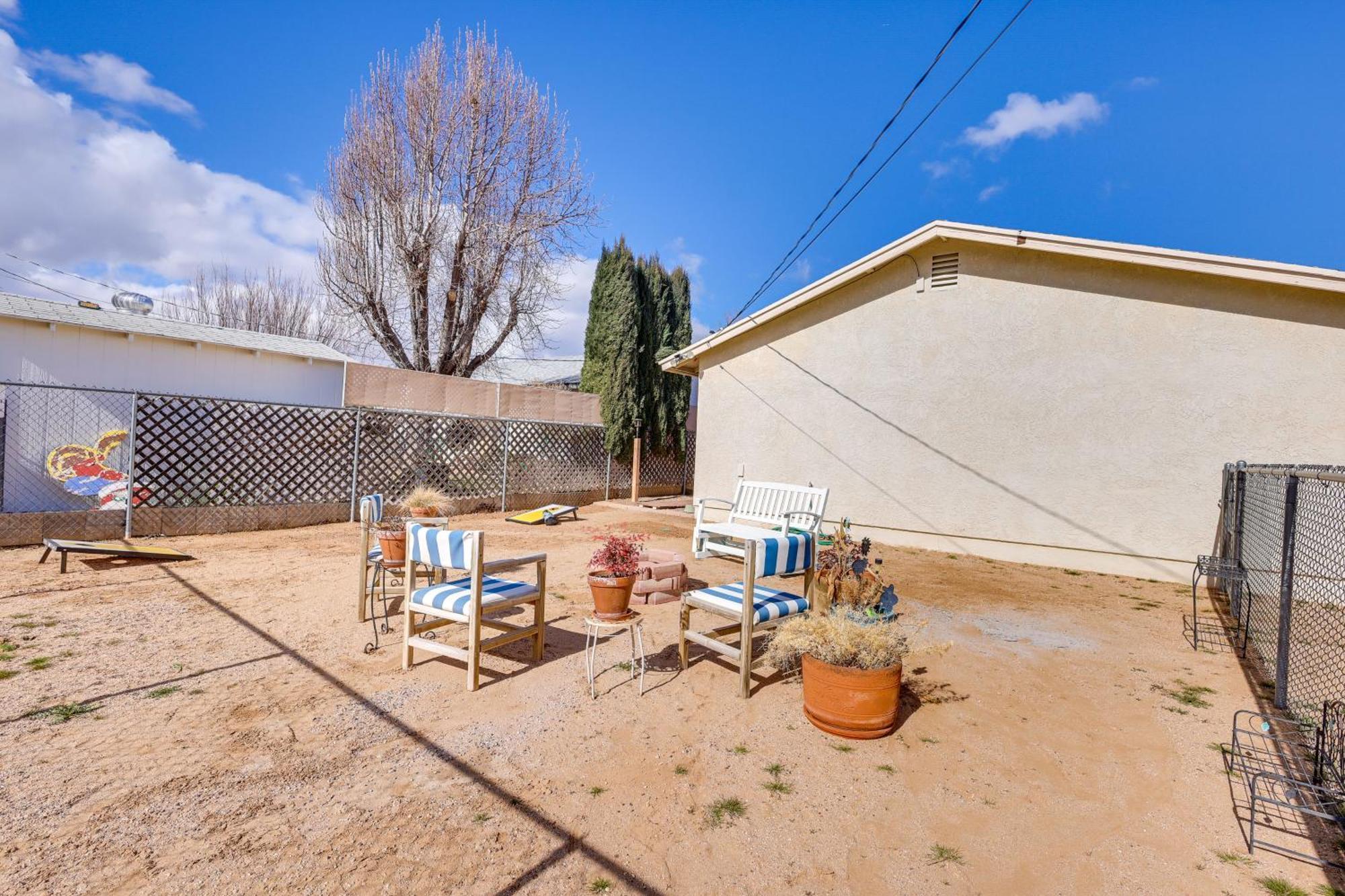 Kingman Vacation Rental With Yard And Fire Pit Екстериор снимка
